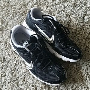 Nike Air Trac Star 3 Sneakers